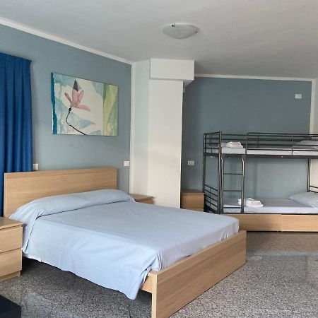 Hotel Santa Giulia Castenedolo ภายนอก รูปภาพ