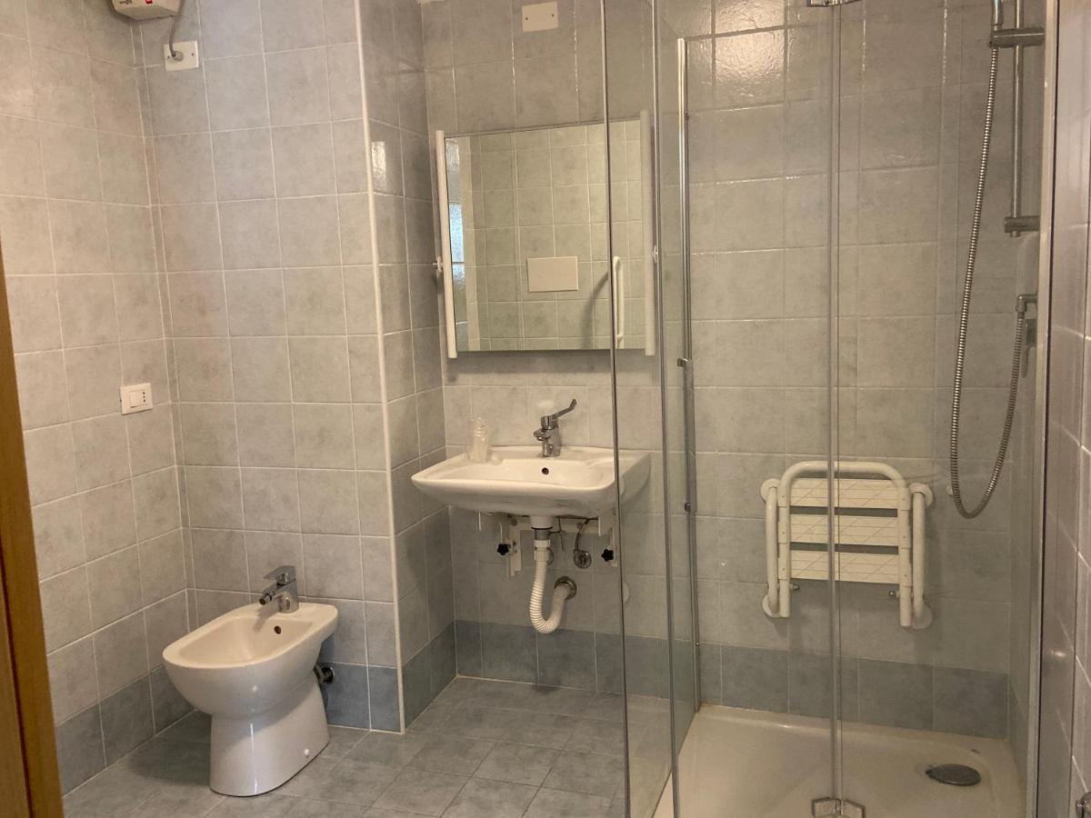 Hotel Santa Giulia Castenedolo ภายนอก รูปภาพ